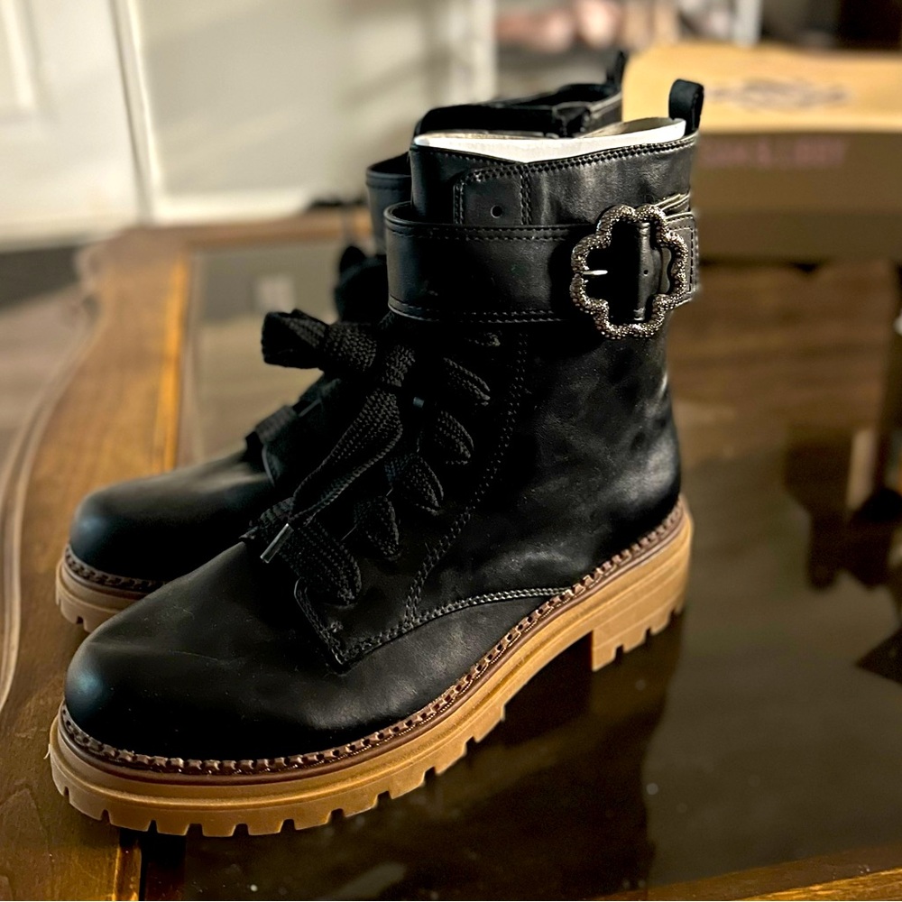 NWT Sam & Libby Combat Boots Size 11